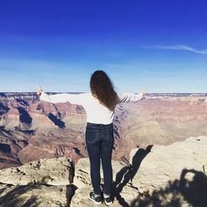 Meet your Posher, Carolyn